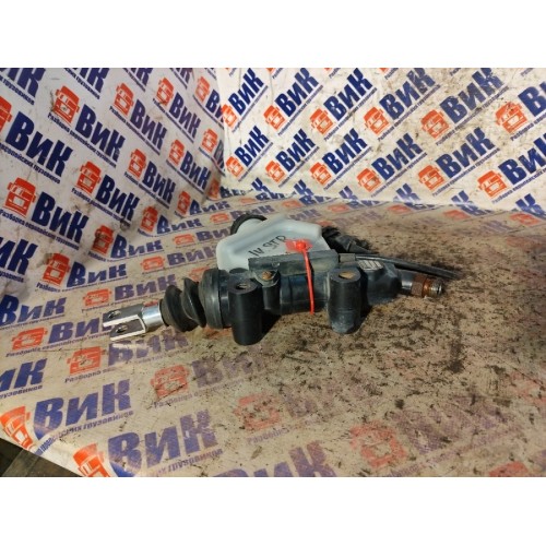 Цилиндр сцепления Iveco Stralis 241774 Cursor 10 в сборе с бачком KNORR (329), K022262-2