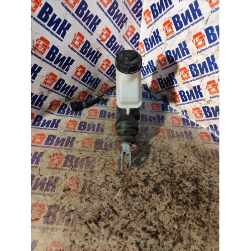 Цилиндр сцепления Iveco Stralis 241774 Cursor 10 в сборе с бачком KNORR (329), K022262-6