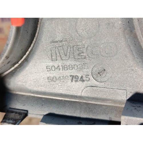 Рамка ПТФ (накладка ПТФ) Iveco Stralis 241774 Cursor 10 LH (096), 504188035-5