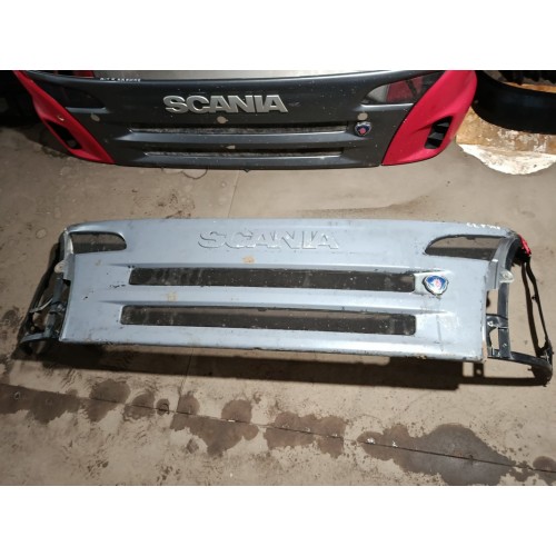 Капот Scania P340 DC12 058929 с деф. (105), 