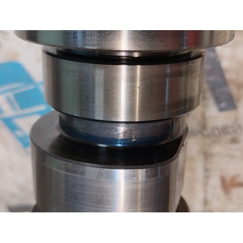 Распредвал Iveco Stralis 241774 Cursor 10 под полировку (082), 504092815-3