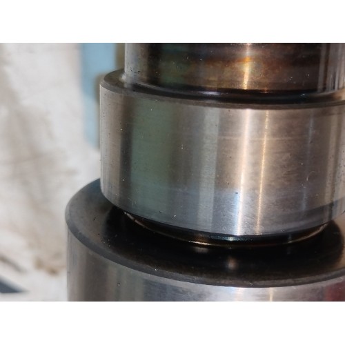 Распредвал Iveco Stralis 241774 Cursor 10 под полировку (082), 504092815-16