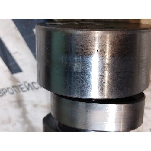 Распредвал Iveco Stralis 241774 Cursor 10 под полировку (082), 504092815-20