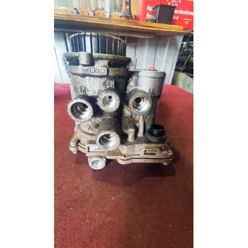 Кран управления тормозами прицепа Iveco Stralis 241774 Wabco (079), 4802040020-11