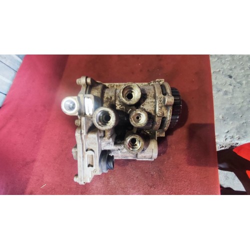 Кран управления тормозами прицепа Iveco Stralis 241774 Wabco (079), 4802040020-7