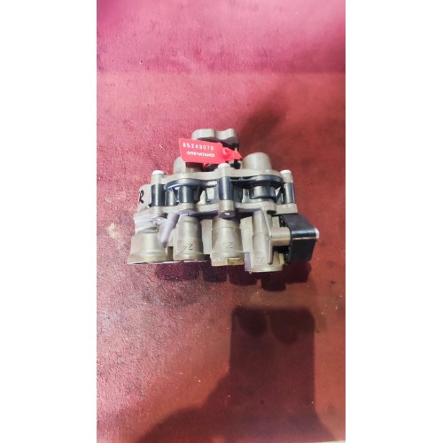 Кран 4-контурный Iveco Stralis 241774 (078), K048308N50