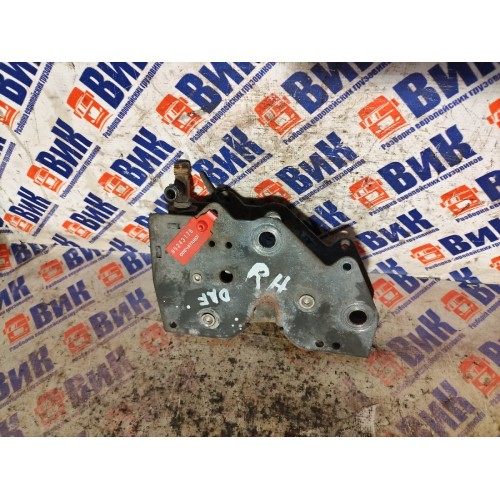 Замок кабины DAF 105 XF 954749 RH (176) , 