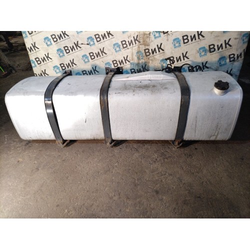 Бак топливный DAF 105 954749 222,5х63х69 с топливозаборником и кронш-ми (155), 