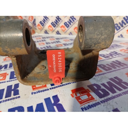 Кронштейн заднего амортизатора DAF 105 XF 954749 RH (036), -1