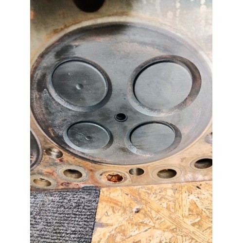 Головка блока цилиндров (ГБЦ) Renault T DTI-11 (961), -10