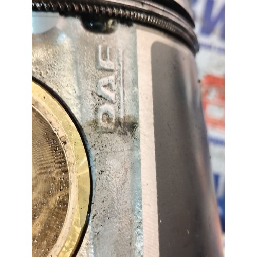 Поршень DAF 105 МХ340 №А146823 (833), 1865031-1