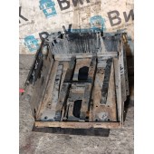 Ящик АКБ DAF 105 XF 954749 с кронштейнами и креплениями (863)