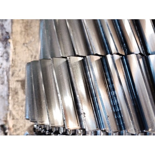 Вторичный вал КПП MAN TGX 16S2220TD 581013 ZF (846), -1