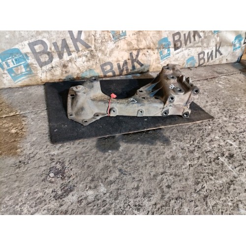 Кронштейн буксировочного пальца Scania P114 DC11 582096 PDE LH (751), 1727270-7