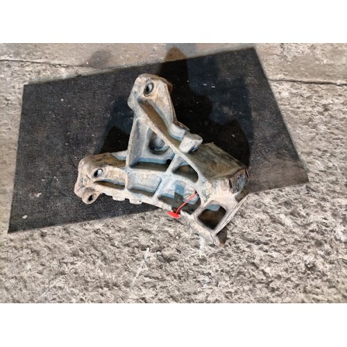 Кронштейн бампера Scania P114 DC11 582096 PDE LH (764), 1525694-1