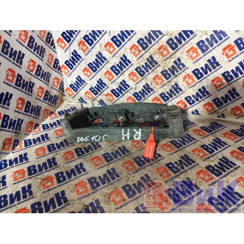 Кронштейн ПТФ DAF 105 XF 968517 RH деф. (381), 