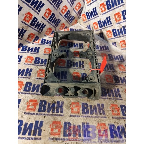 Кронштейн ПТФ DAF 105 XF 968517 RH деф. (381), -3