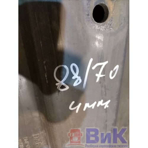 Проставка под седельно-сцепное уст-во DAF 85 CF 183204 рифленка 4см 88*70см (280), 1977835-5