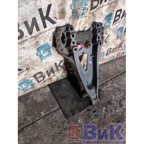 Кронштейн реактивной тяги (бугель) DAF 85 CF 183204 (128), 2118441-4