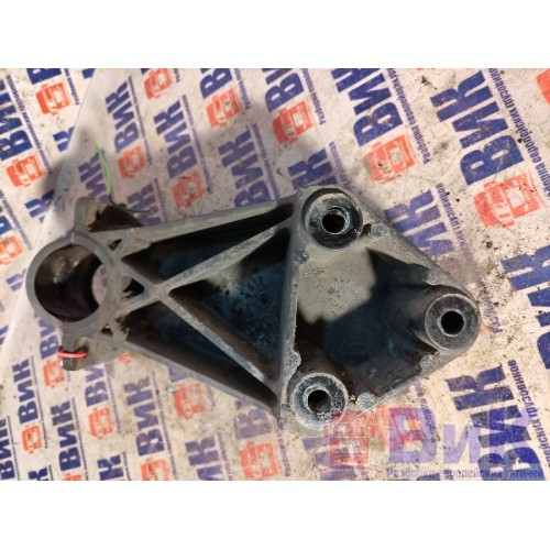 Кронштейн полукрыла DAF 85 CF 183204 (алюм.) (031), 1371225-4