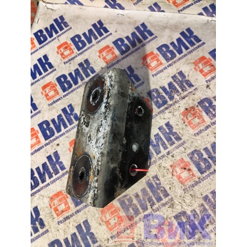 Кронштейн задней пневмоподушки DAF 85 CF 183204 алюм. верхний (039) , 1636430-3