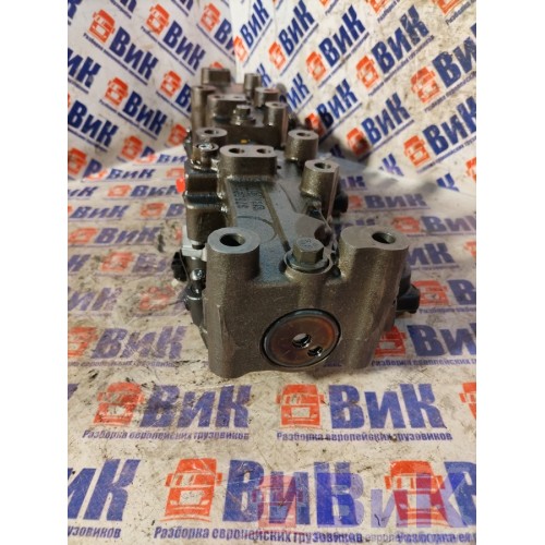 Ось коромысел DAF 85 CF 183204 в сборе с моторным тормозом (193), 2134143-5