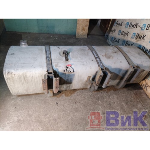Бак топливный DAF 105 961736 MX340 2228х680х600 с топливозаборником и кронш-ми деф. (291), 