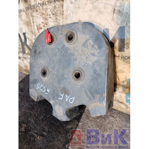 Кронштейн реактивной тяги DAF 105 823945 (421), 1795974