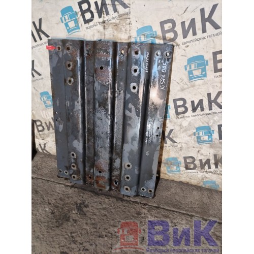 Проставка под седельно-сцепное уст-во DAF 105 980586 рифленка 88*70 4см деф. (540), 1977835