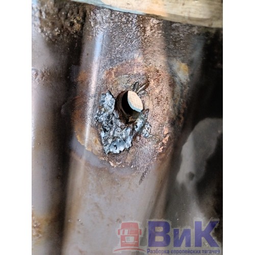 Проставка под седельно-сцепное уст-во DAF 105 980586 рифленка 88*70 4см деф. (540), 1977835-4
