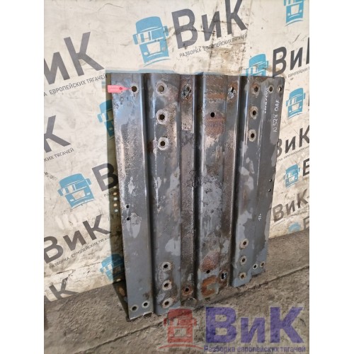 Проставка под седельно-сцепное уст-во DAF 105 980586 рифленка 88*70 4см деф. (540), 1977835-3