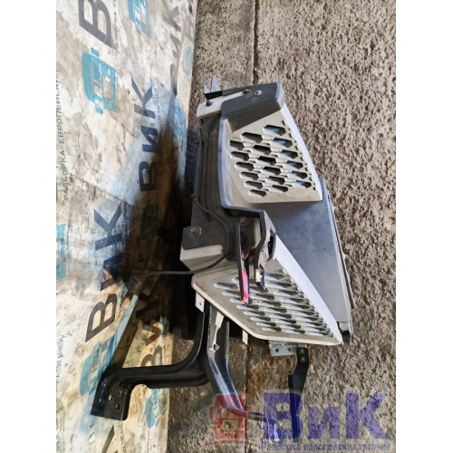 Подножка основная Volvo FH 4 839166 в сборе RH (520), 82151654-12