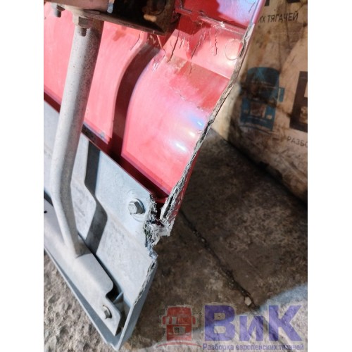 Спойлер кабины DAF 105 961736 боковой RH деф. (553), 1658400-4