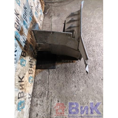 Подножка основная DAF 105 961736 в сборе RH (560), 1836305-2
