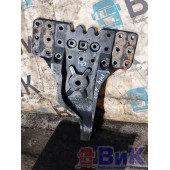 Кронштейн реактивной тяги (бугель) Volvo FH 4 839166 RH (561)