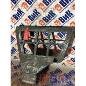Кронштейн нижней подножки DAF 105 XF 961736 RH (685)