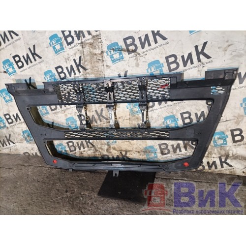 Решетка радиатора Volvo FH 4 839166 (717), 82491908-3