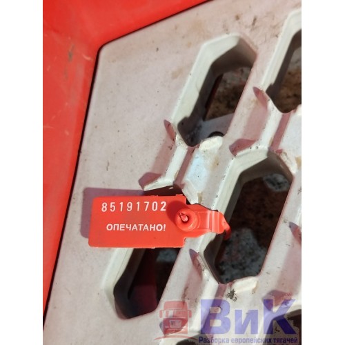 Корпус нижней подножки Volvo FH 4 839166 со ступенькой RH деф. (702), 21344649-1