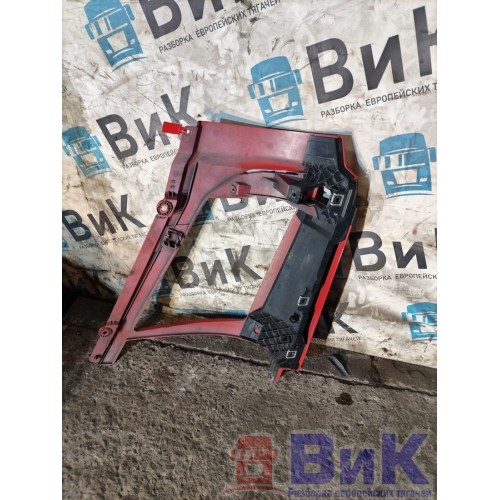 Накладка на фару Volvo FH 4 839166 RH (773), 82884032-7