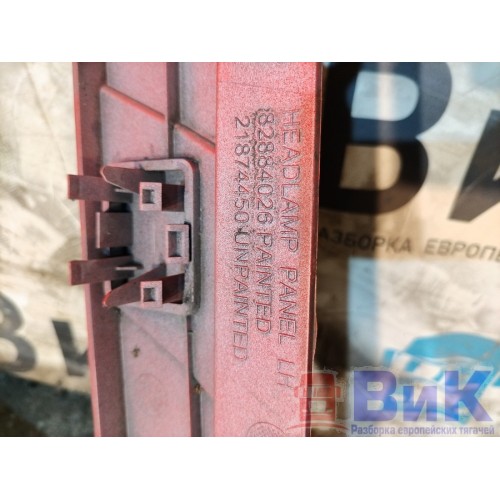 Накладка на фару Volvo FH 4 839166 LH деф. (774), 82884026-1