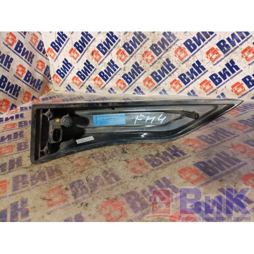 Поворотник Volvo FH 4 839166 RH (345), 82151205-1