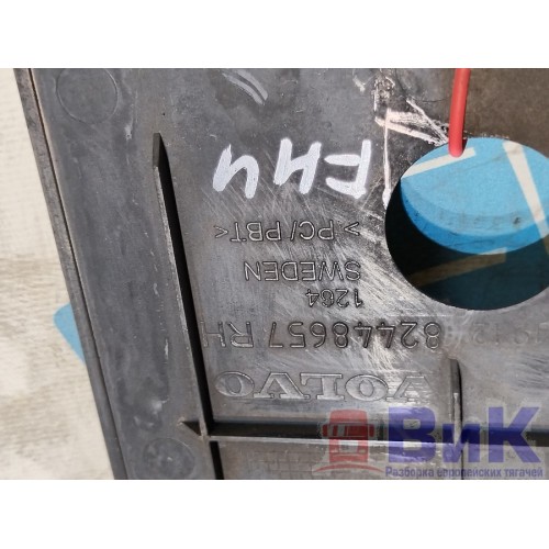 Крышка фары Volvo FH 4 839166 RH (710), 82448657-3