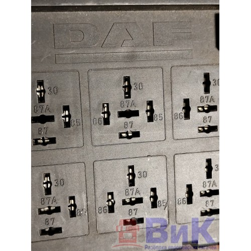 Блок предохранителей DAF 105 823945 (834), 1746420-4