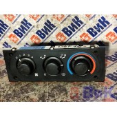 Блок управления климат-контролем DAF 105 823945 BEHR (323)