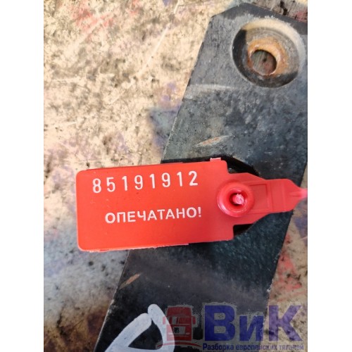 Петля капота DAF 105 823945 RH (912), -2