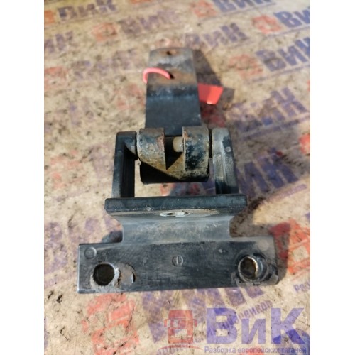 Петля капота DAF 105 823945 RH (912), -1