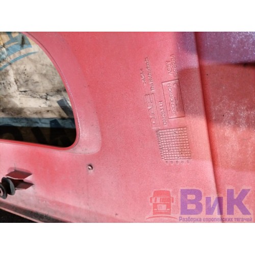 Накладка на фару DAF 105 823945 LH деф. (904), 1398263-4