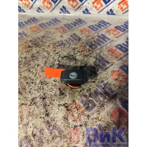 Замочек бардачка DAF 105 823945 (981), 0389537