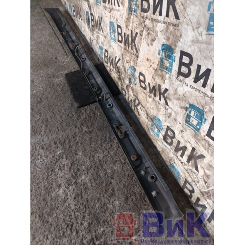 Накладка на капот (жабо) DAF 105 823945 (994), 1665944-6