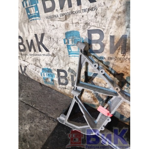 Кронштейн фары DAF 105 823945 RH неориг. (972) , -4